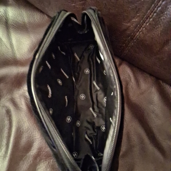 4xCHANEL Parfums Black Velvet Cosmetic Makeup Bag,Magnetic Box,Dust Bag New - Picture 5 of 7